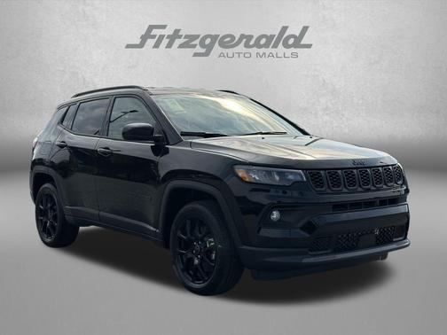 Diamond Black Crystal Pearlcoat 2026 Jeep Compass Latitude