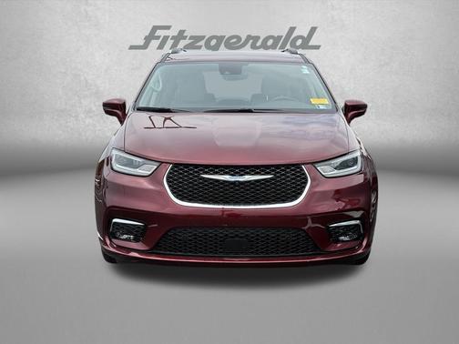 Velvet Red Pearlcoat 2021 Chrysler Pacifica Hybrid Touring L