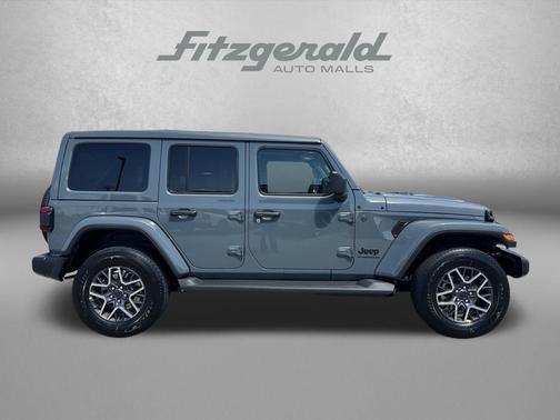 Anvil Clearcoat 2026 Jeep Wrangler 4-Door Sahara 4x4