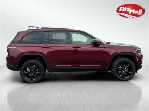 2025 Jeep Grand Cherokee Altitude