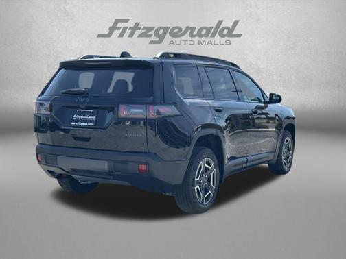 Diamond Black Crystal Pearlcoat 2026 Jeep Cherokee Limited