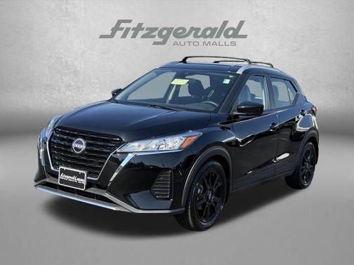 Super Black 2023 Nissan Kicks SV