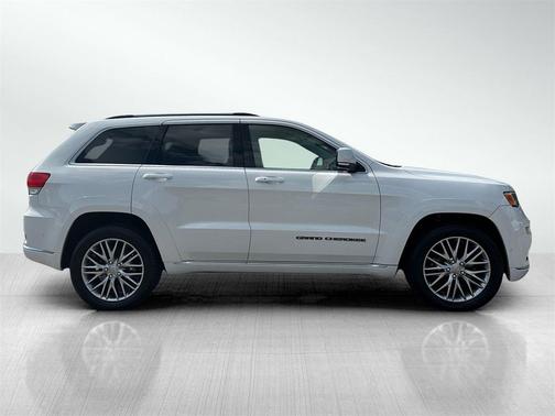 2018 Jeep Grand Cherokee Summit