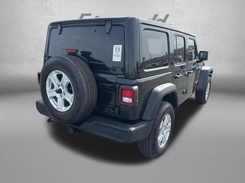 Black Clearcoat 2022 Jeep Wrangler Unlimited Sport
