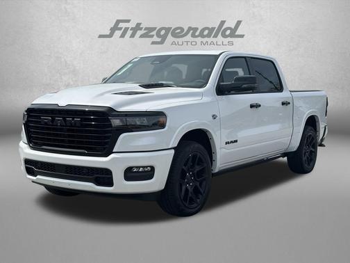 Ivory White Tri-Coat Pearlcoat 2026 RAM 1500 Laramie