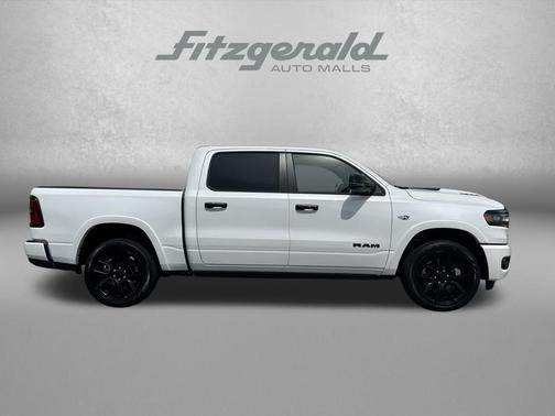 Ivory White Tri-Coat Pearlcoat 2026 RAM 1500 Laramie
