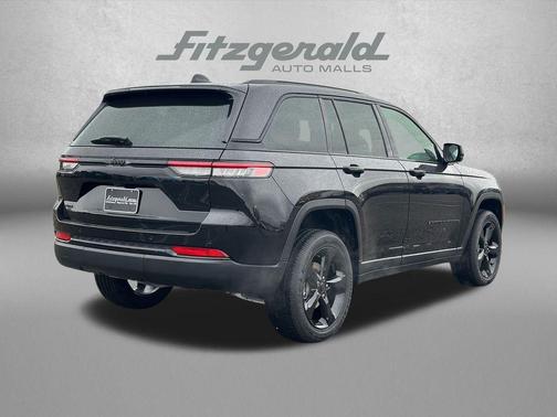 2025 Jeep Grand Cherokee Altitude