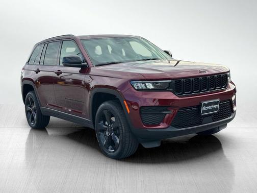 2025 Jeep Grand Cherokee Altitude