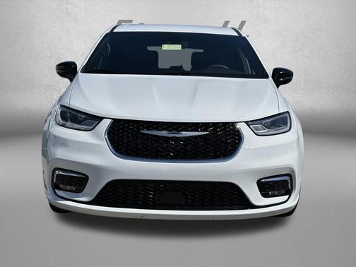 Bright White Clearcoat 2025 Chrysler Pacifica L