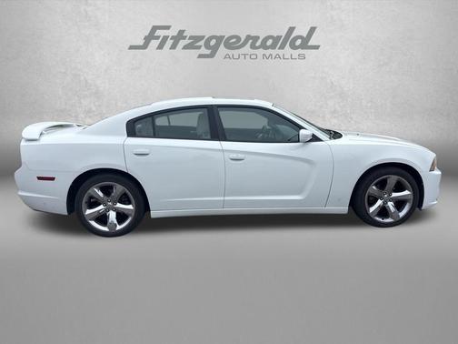 Bright White Clearcoat 2012 Dodge Charger SXT