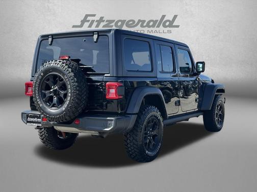 Black Clearcoat 2022 Jeep Wrangler Willys