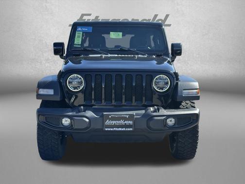 Black Clearcoat 2022 Jeep Wrangler Willys