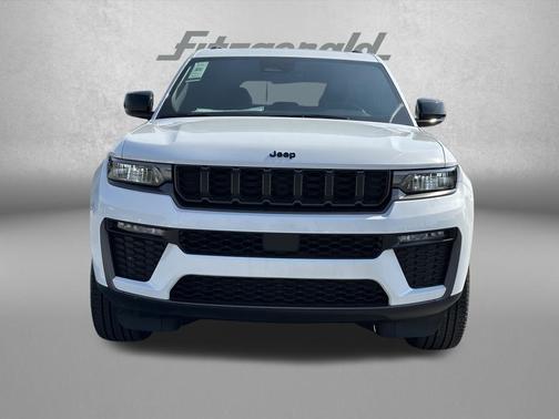 Bright White Clearcoat 2026 Jeep Grand Cherokee Limited