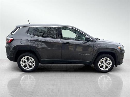 2024 Jeep Compass Sport