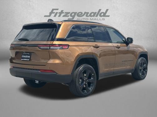 Copper Shino Metallic Clearcoat 2026 Jeep Grand Cherokee Limited
