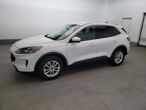 White 2020 Ford Escape SE