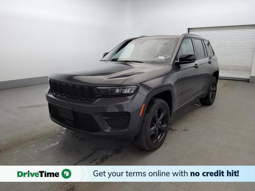 Baltic Gray Metallic Clearcoat 2023 Jeep Grand Cherokee Altitude