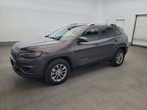 Granite Crystal Metallic Clearcoat 2019 Jeep Cherokee Latitude Plus