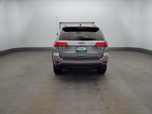 Billet Silver Metallic Clearcoat 2019 Jeep Grand Cherokee Laredo