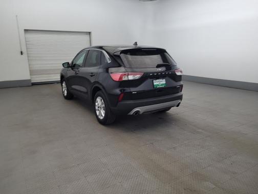 Agate Black Metallic 2021 Ford Escape SE