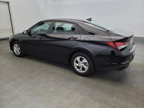 2023 Hyundai ELANTRA SE