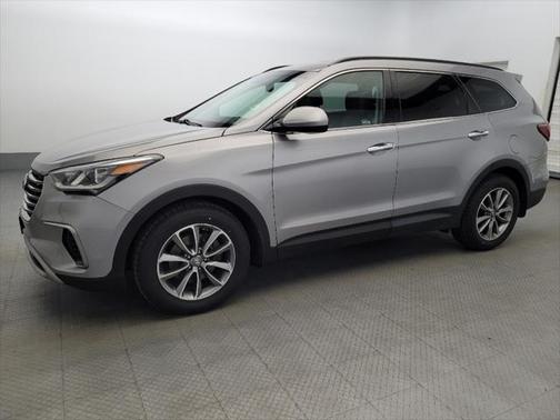 2018 Hyundai SANTA FE SE