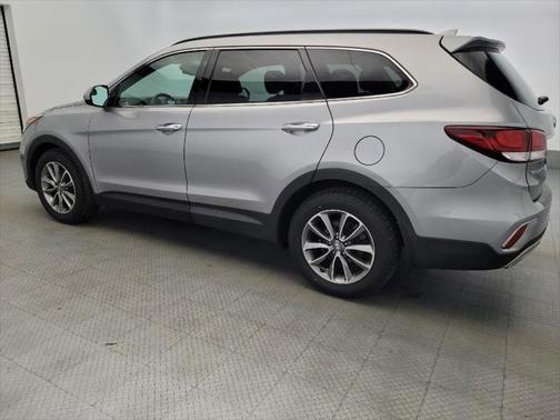 2018 Hyundai SANTA FE SE