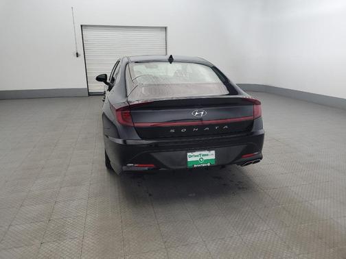 2022 Hyundai SONATA SEL