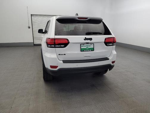 2022 Jeep Grand Cherokee Laredo