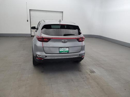 Steel Gray 2022 Kia Sportage LX