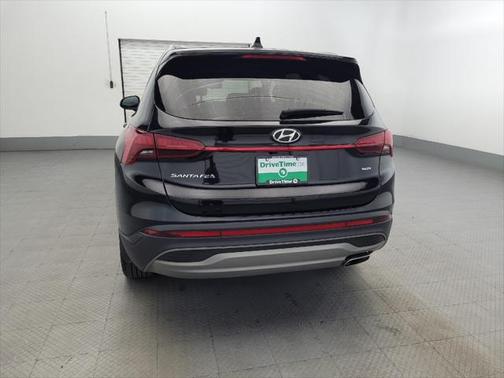 2022 Hyundai SANTA FE SE
