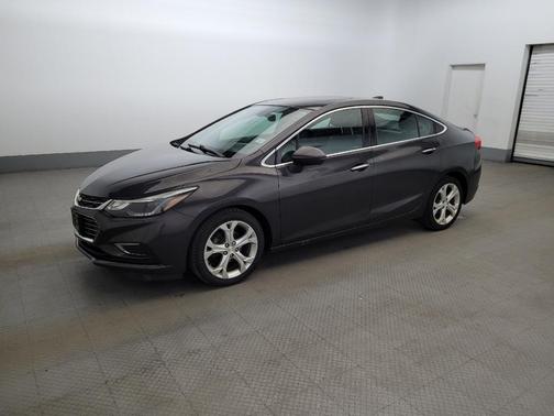 Tungsten Metallic 2016 Chevrolet Cruze Premier