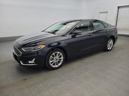 2020 Ford Fusion Plug-In Hybrid Titanium