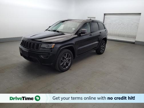 Diamond Black Crystal Pearlcoat 2021 Jeep Grand Cherokee 80th Anniversary 4x4