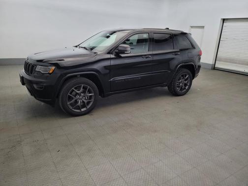 Diamond Black Crystal Pearlcoat 2021 Jeep Grand Cherokee 80th Anniversary 4x4