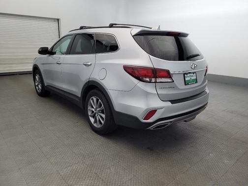 2018 Hyundai SANTA FE SE
