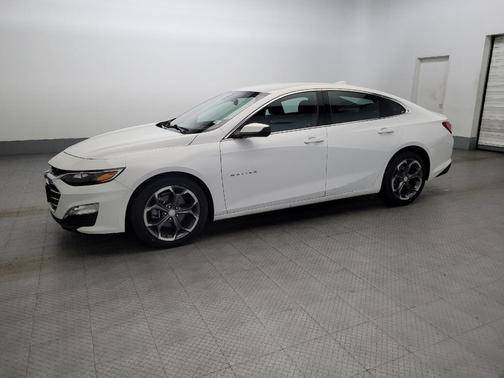 2022 Chevrolet Malibu FWD LT