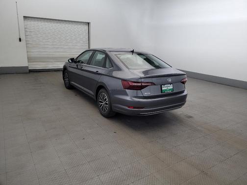 Platinum Gray Metallic 2021 Volkswagen Jetta 1.4T SE