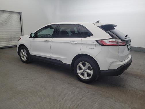 Oxford White 2020 Ford Edge SE