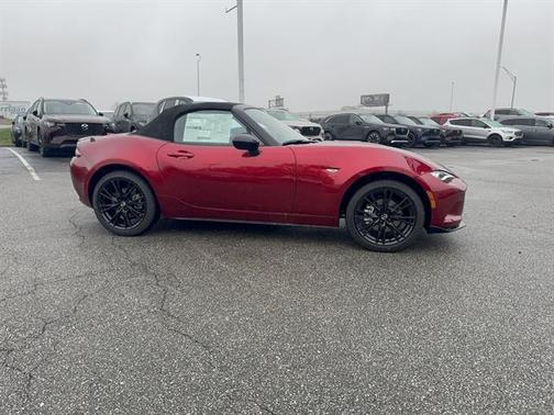 Soul Red Crystal Metallic 2026 Mazda MX-5 Miata Club