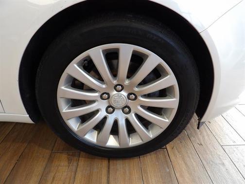 2012 Buick Regal Premium 1