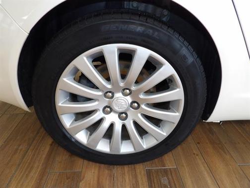 2012 Buick Regal Premium 1