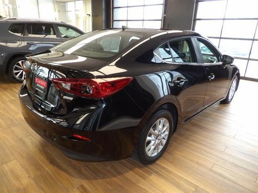 Jet Black Mica 2016 Mazda Mazda3 i Touring