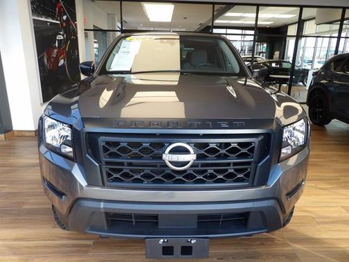 2022 Nissan Frontier S
