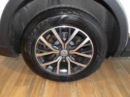 2020 Volkswagen Tiguan 2.0T SE