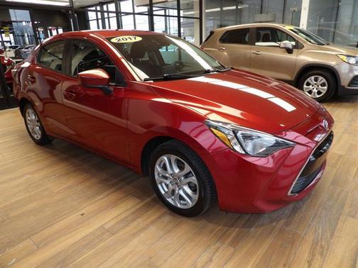 2017 Toyota Yaris iA Base