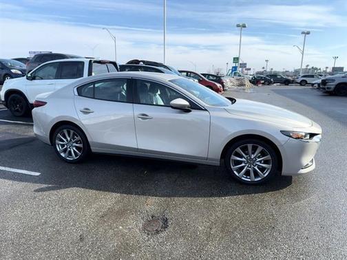 2026 Mazda Mazda3 FWD w/Preferred Package