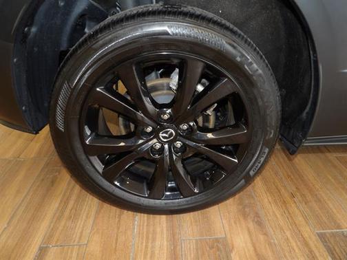 2023 Mazda CX-30 2.5 S Carbon Edition