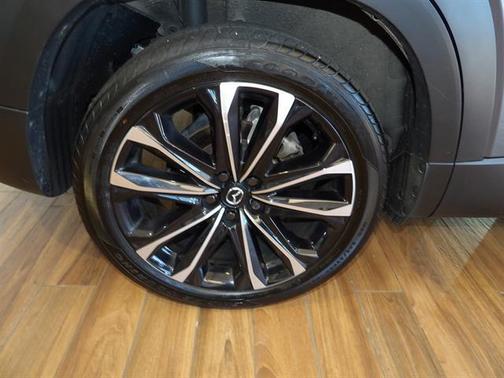 Machine Gray Metallic 2025 Mazda CX-50 Premium Plus