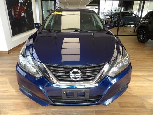 2016 Nissan Altima 2.5 SR